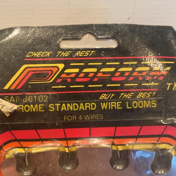 NWT & Vintage 1984 Proform Chrome Standard Wire Looms for 4 Wires - Picture 2 of 4